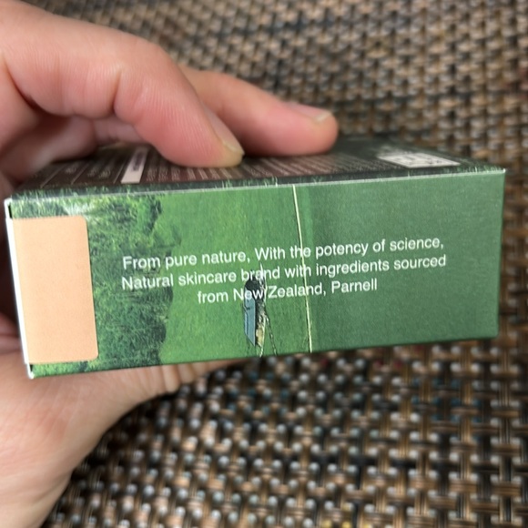 Parnell Cicamanu Serum Cushion - Picture 5 of 5